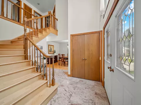 Entry Way - 2334 Phillips Dr, Glenview, IL 60026 photo 1 of 1