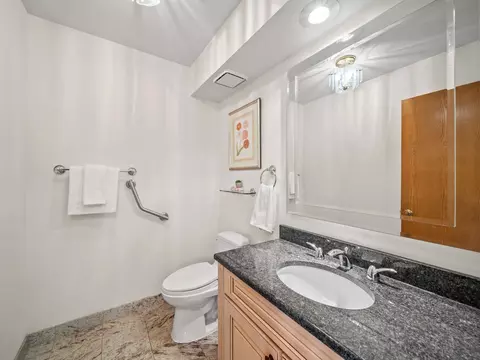 Bath - 2334 Phillips Dr, Glenview, IL 60026 photo 1 of 6