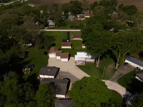 View/Area - 6340 E River Ct, Kankakee, IL 60901 photo 2 of 4