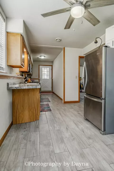 Kitchen - 6340 E River Ct, Kankakee, IL 60901 photo 3 of 4