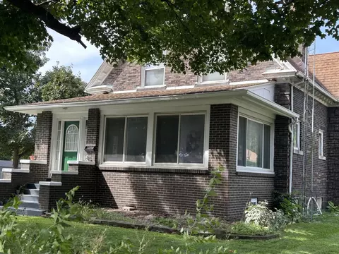 Exterior - Undisclosed, Fithian, IL 61844 photo 4 of 9