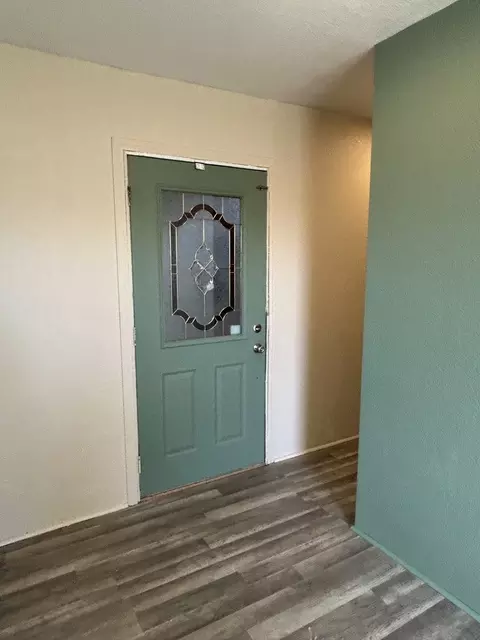 Entry Way - 11014 E 1500 North Rd, Fairmount, IL 61841 photo 9 of 10