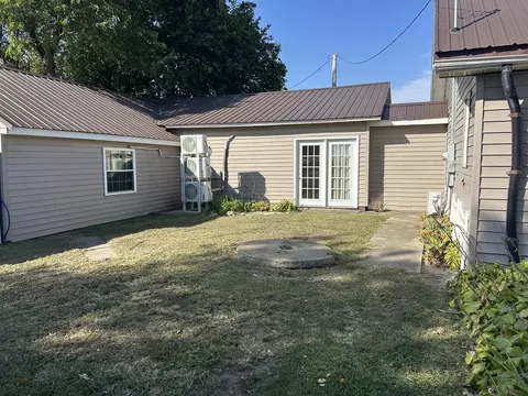 Exterior - 11014 E 1500 North Rd, Fairmount, IL 61841 photo 11 of 20