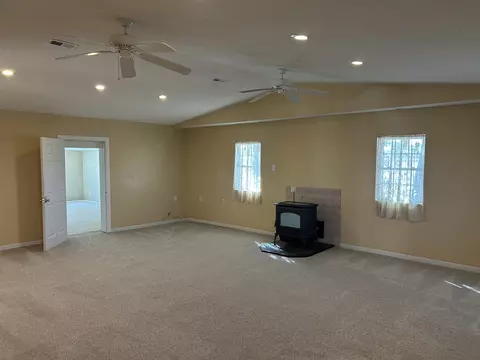 Living - 11014 E 1500 North Rd, Fairmount, IL 61841 photo 7 of 18