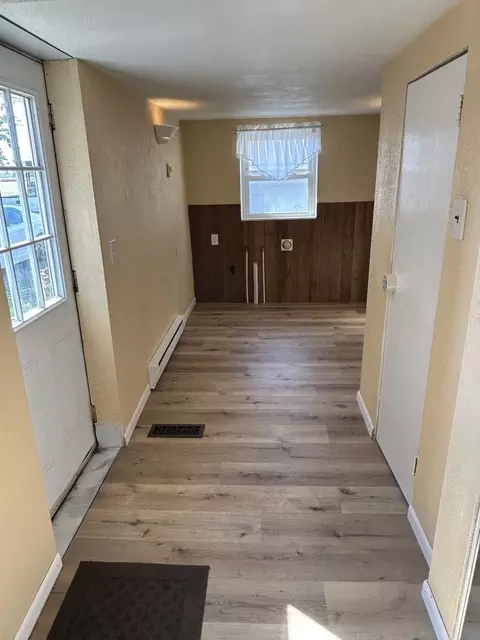 Entry Way - 11014 E 1500 North Rd, Fairmount, IL 61841 photo 6 of 10