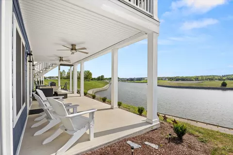 Exterior - 41 Great Loop Dr, Ottawa, IL 61350 photo 13 of 29