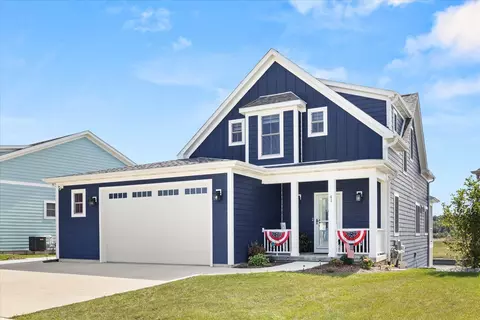 Exterior - 41 Great Loop Dr, Ottawa, IL 61350 photo 3 of 29