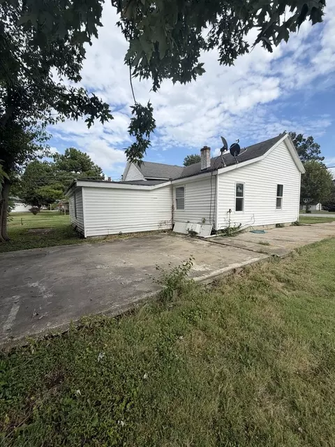 Other - 110 W Webb St, Carmi, IL 62821 photo 8 of 8