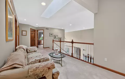 Entry Way - Undisclosed, Bloomington, IL 61704 photo 5 of 6