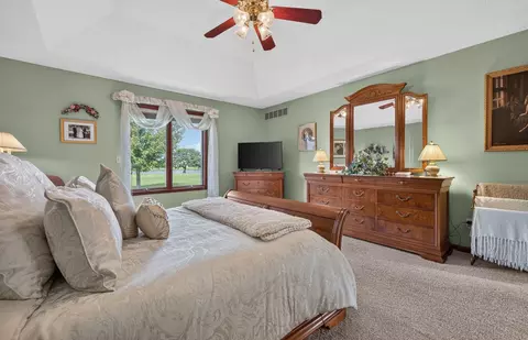 Bedroom - Undisclosed, Bloomington, IL 61704 photo 1 of 4
