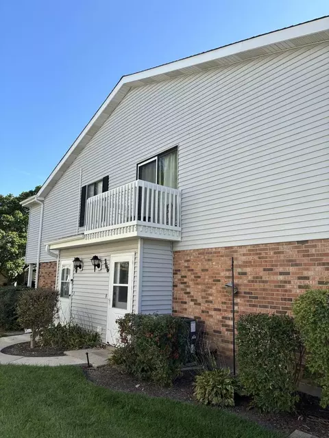 366 N Washington Ct #366, Vernon Hills, IL 60061