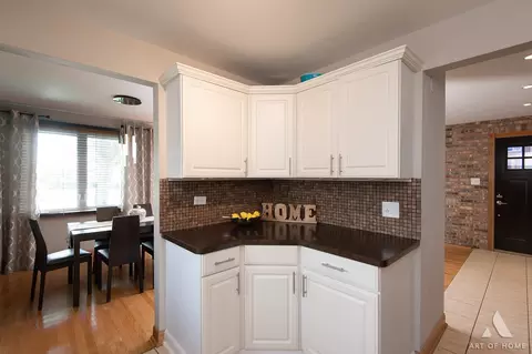Kitchen - 7934 W 81st Pl, Bridgeview, IL 60455 photo 4 of 4