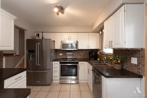 Kitchen - 7934 W 81st Pl, Bridgeview, IL 60455 photo 1 of 4