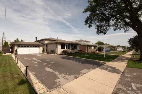 Other - 7934 W 81st Pl, Bridgeview, IL 60455 photo 1 of 12