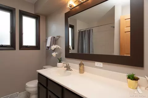 Bath - 7934 W 81st Pl, Bridgeview, IL 60455 photo 1 of 4