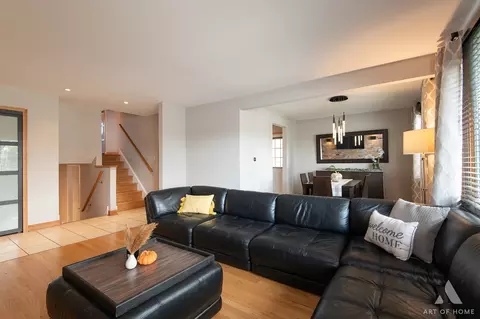 Living - 7934 W 81st Pl, Bridgeview, IL 60455 photo 4 of 5