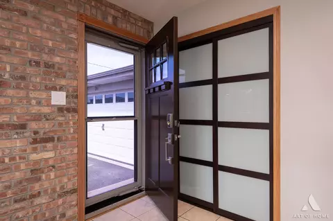 Entry Way - 7934 W 81st Pl, Bridgeview, IL 60455 photo 2 of 2
