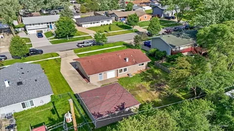 View/Area - 1420 Cooper Rd, Hoffman Estates, IL 60169 photo 1 of 1