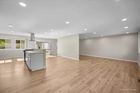 Living - 1420 Cooper Rd, Hoffman Estates, IL 60169 photo 6 of 6
