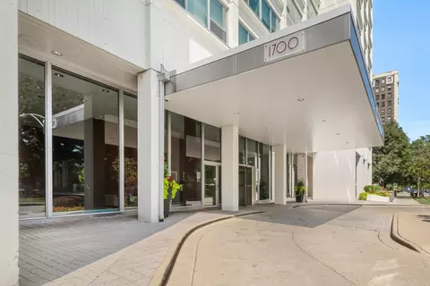 1700 E 56th St #3409, Chicago, IL 60637