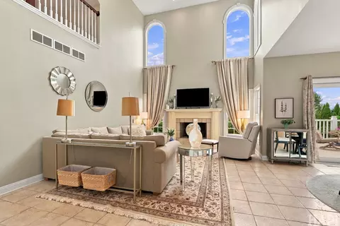 Living - 3601 Windmere Ln, Johnsburg, IL 60051 photo 2 of 5