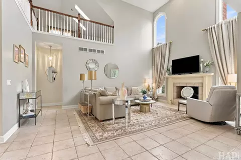 Living - 3601 Windmere Ln, Johnsburg, IL 60051 photo 3 of 5