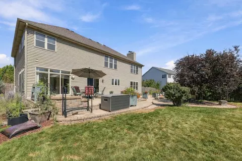 Exterior - 3691 Grayhawk Dr, Algonquin, IL 60102 photo 2 of 8