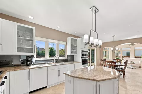 Kitchen - 3691 Grayhawk Dr, Algonquin, IL 60102 photo 2 of 6