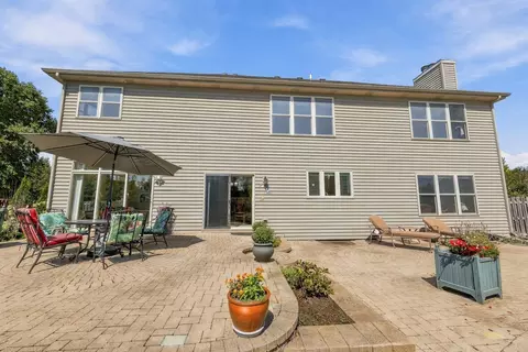 Exterior - 3691 Grayhawk Dr, Algonquin, IL 60102 photo 5 of 8