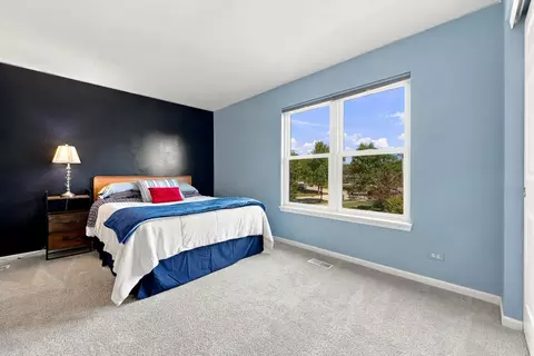 Bedroom - 3691 Grayhawk Dr, Algonquin, IL 60102 photo 7 of 9