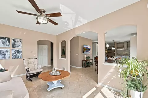 Entry Way - 3691 Grayhawk Dr, Algonquin, IL 60102 photo 4 of 5