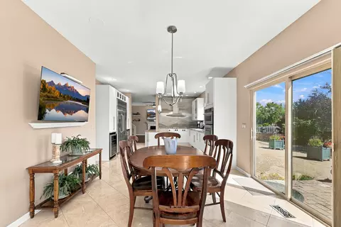 Dining - 3691 Grayhawk Dr, Algonquin, IL 60102 photo 4 of 5