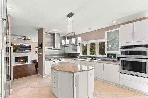 Kitchen - 3691 Grayhawk Dr, Algonquin, IL 60102 photo 1 of 6