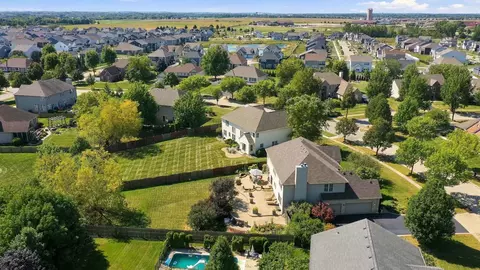 View/Area - 3691 Grayhawk Dr, Algonquin, IL 60102 photo 3 of 8