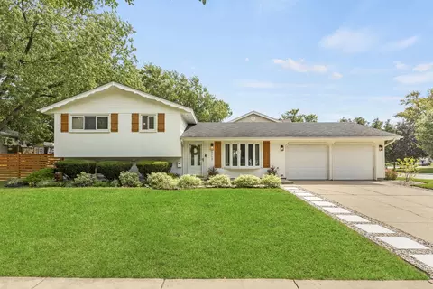 1717 Vassar Ct, Schaumburg, IL 60193