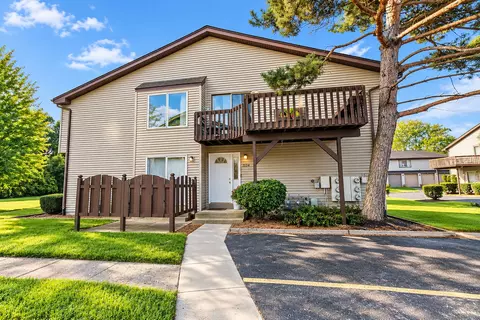 1534 Timberwood Ct #1534, Sycamore, IL 60178