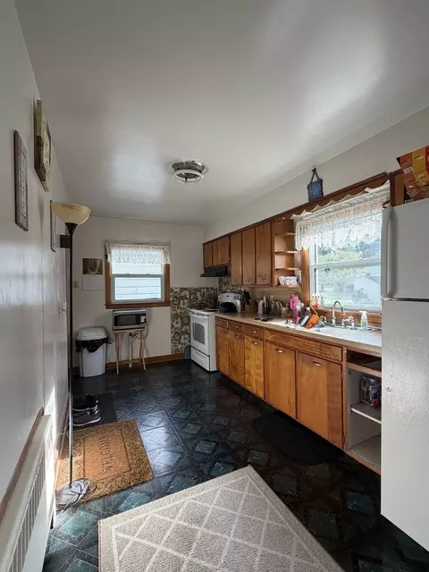 Kitchen - 404 Maple Ave, Forreston, IL 61030 photo 2 of 2