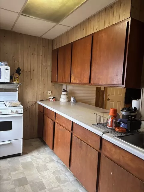 Kitchen - 714 S Walnut Ave, Freeport, IL 61032 photo 1 of 2