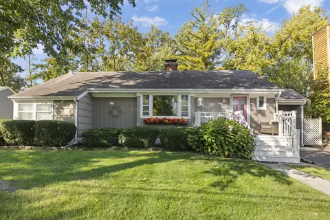 18126 Loomis Ave, Homewood, IL 60430