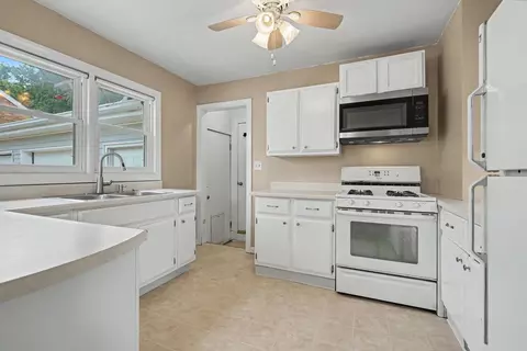 Kitchen - 1115 Hovey Ave, Normal, IL 61761 photo 3 of 3