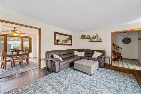 Living - 3610 37th St, Moline, IL 61265 photo 2 of 3