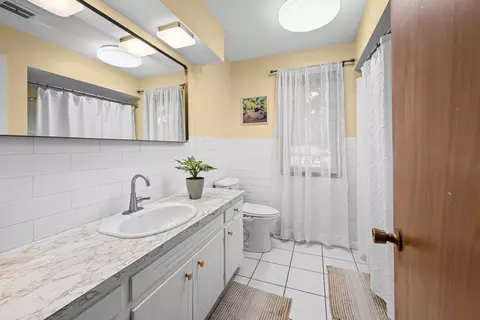 Bath - 3610 37th St, Moline, IL 61265 photo 2 of 2