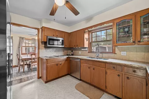 Kitchen - 3610 37th St, Moline, IL 61265 photo 1 of 4