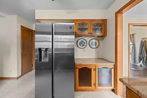 Kitchen - 3610 37th St, Moline, IL 61265 photo 4 of 4