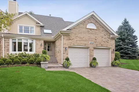 10724 Hollow Tree Ct, Orland Park, IL 60462