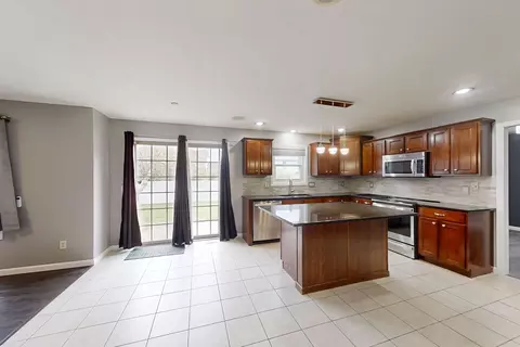 Kitchen - 2961 Three Eagles St, Normal, IL 61761 photo 4 of 4
