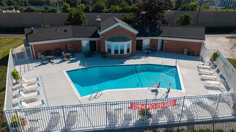 Exterior - 5501 Carriageway Dr #313A, Rolling Meadows, IL 60008 photo 3 of 8