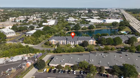 View/Area - 5501 Carriageway Dr #313A, Rolling Meadows, IL 60008 photo 5 of 6