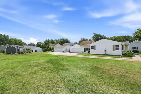 Exterior - 2602 43rd St, Moline, IL 61265 photo 19 of 19