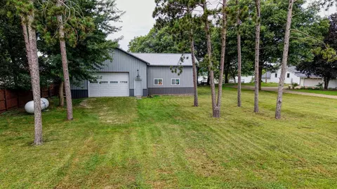 Exterior - 3272 Tammy Ln, Thomson, IL 61285 photo 8 of 10